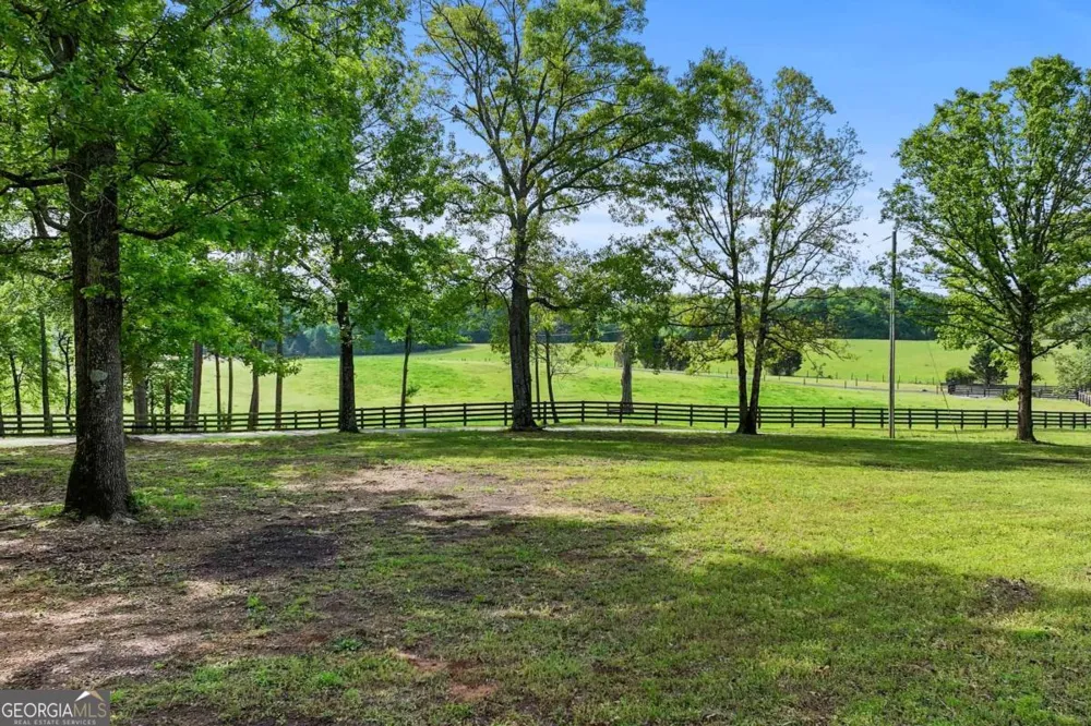 65 Maude White RD Kingston, GA 30145