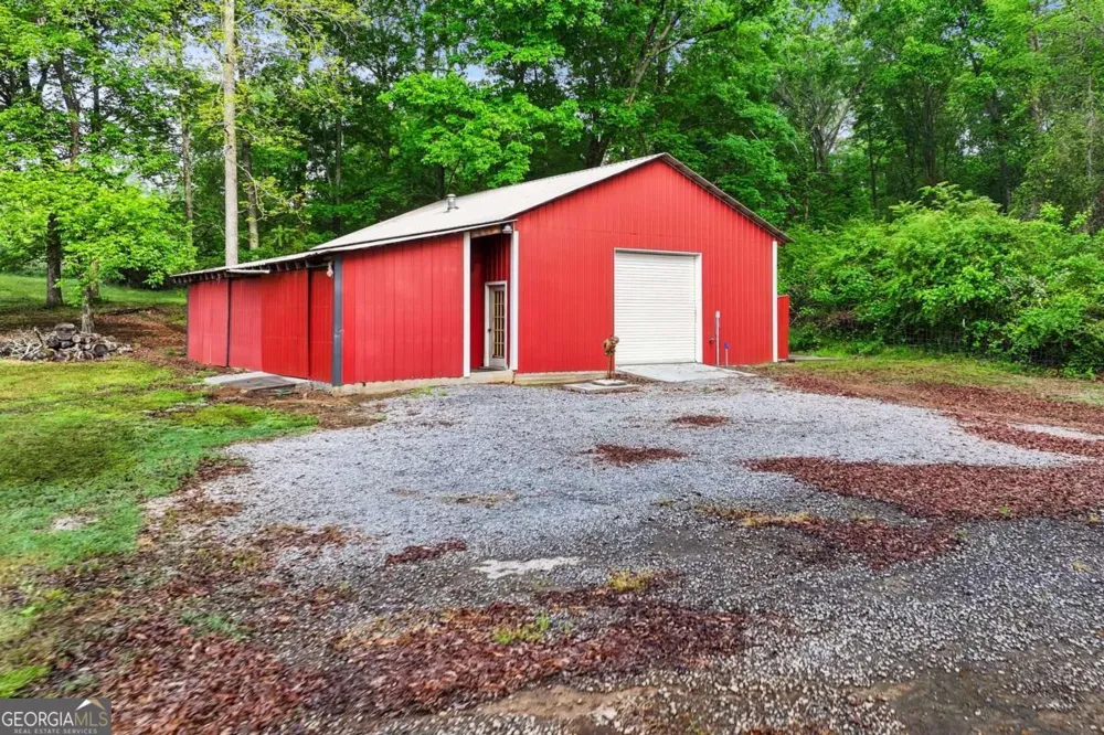 65 Maude White RD Kingston, GA 30145