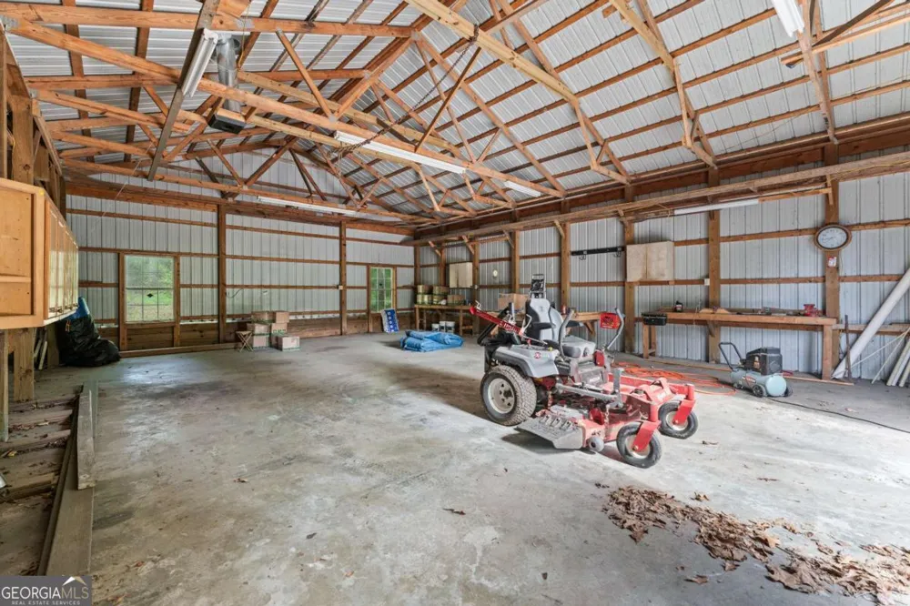 65 Maude White RD Kingston, GA 30145