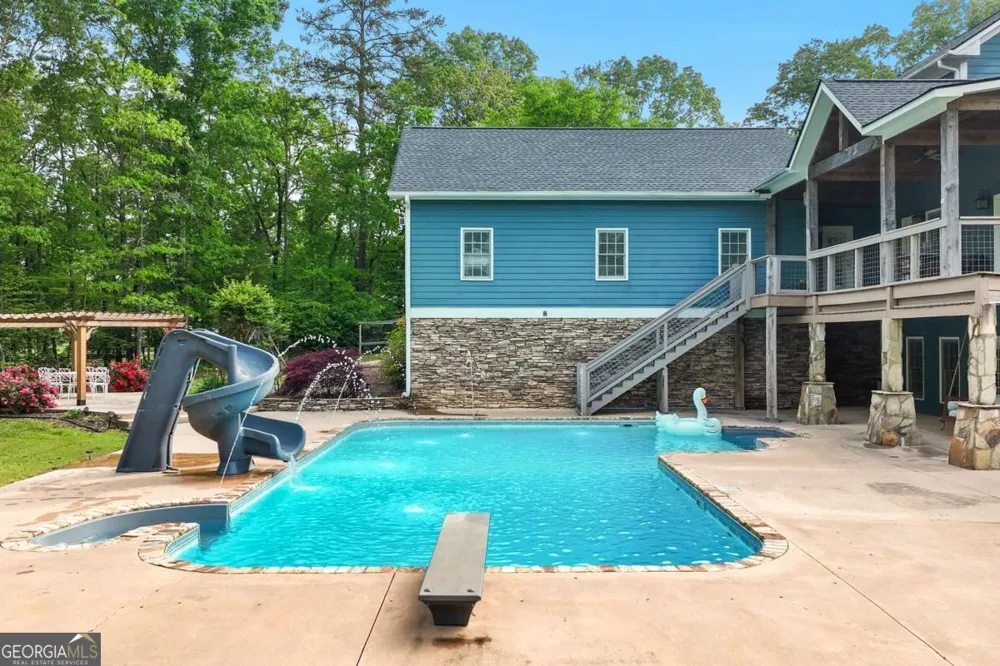 65 Maude White RD Kingston, GA 30145