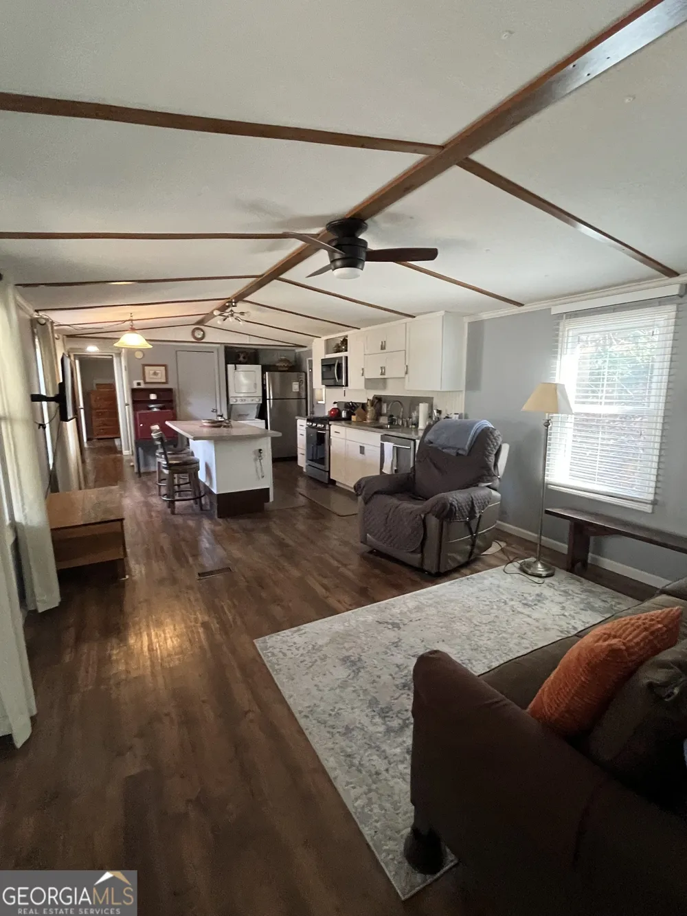 32 Nelson LN Hiawassee, GA 30546