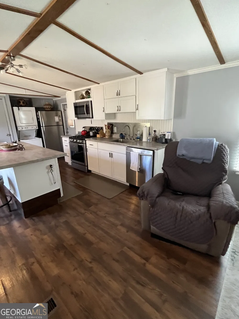 32 Nelson LN Hiawassee, GA 30546