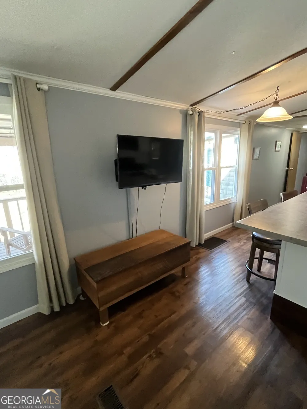 32 Nelson LN Hiawassee, GA 30546