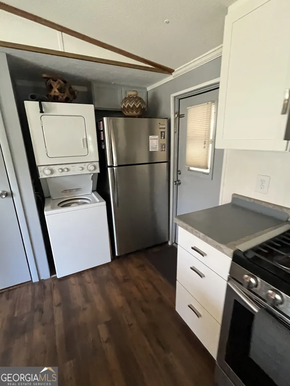 32 Nelson LN Hiawassee, GA 30546