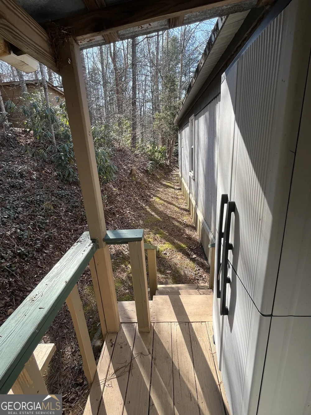 32 Nelson LN Hiawassee, GA 30546