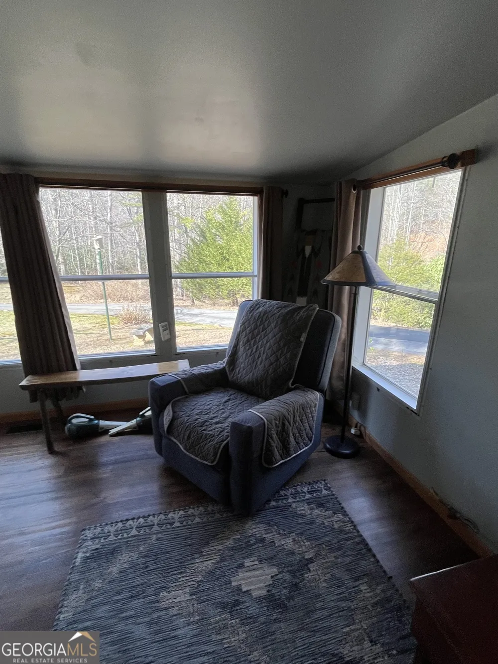 32 Nelson LN Hiawassee, GA 30546