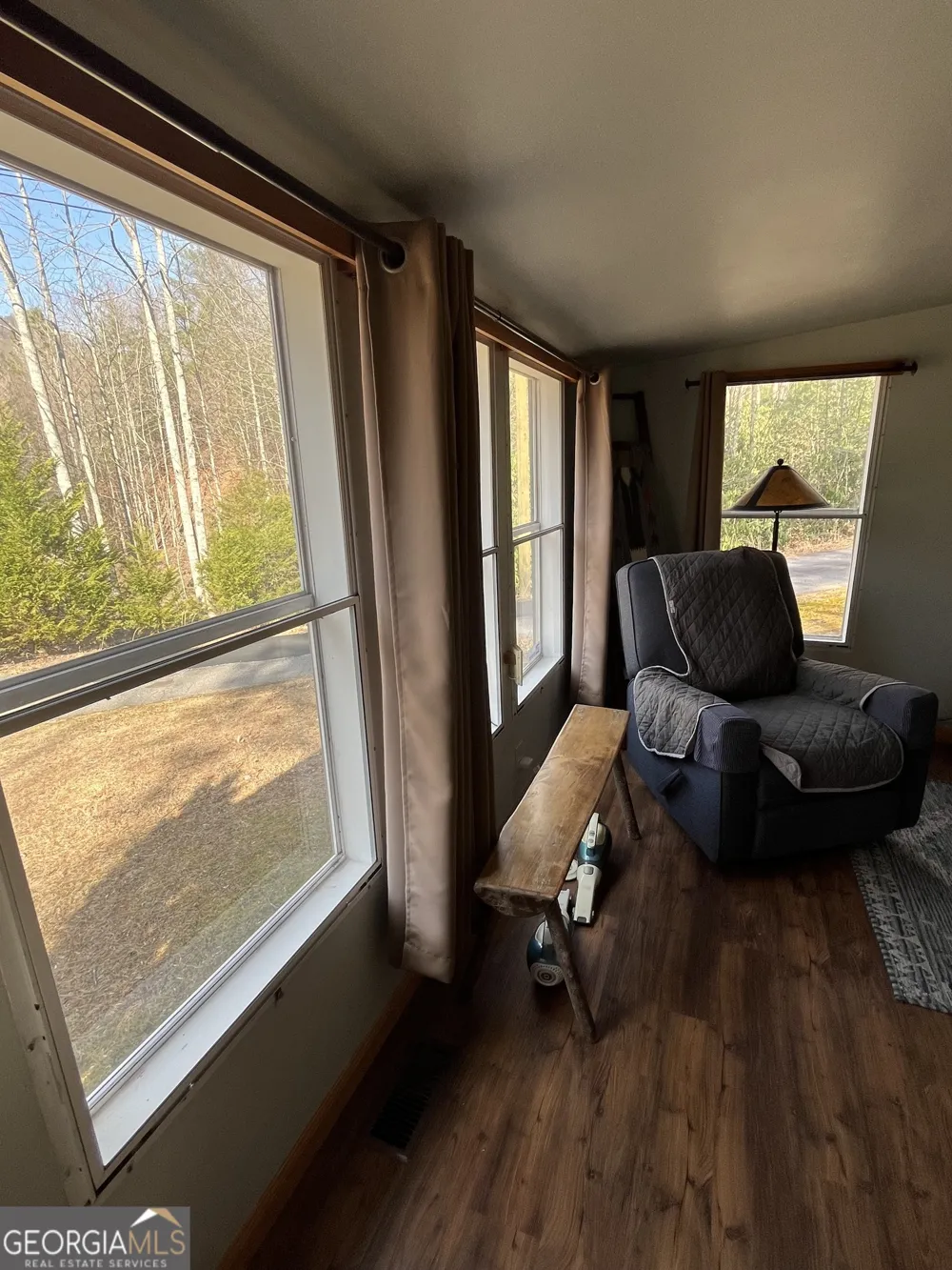 32 Nelson LN Hiawassee, GA 30546