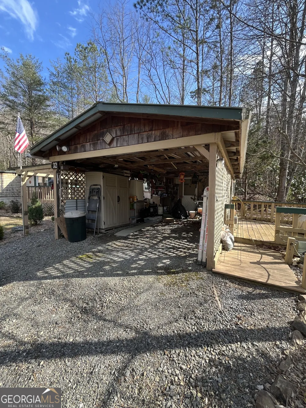 32 Nelson LN Hiawassee, GA 30546