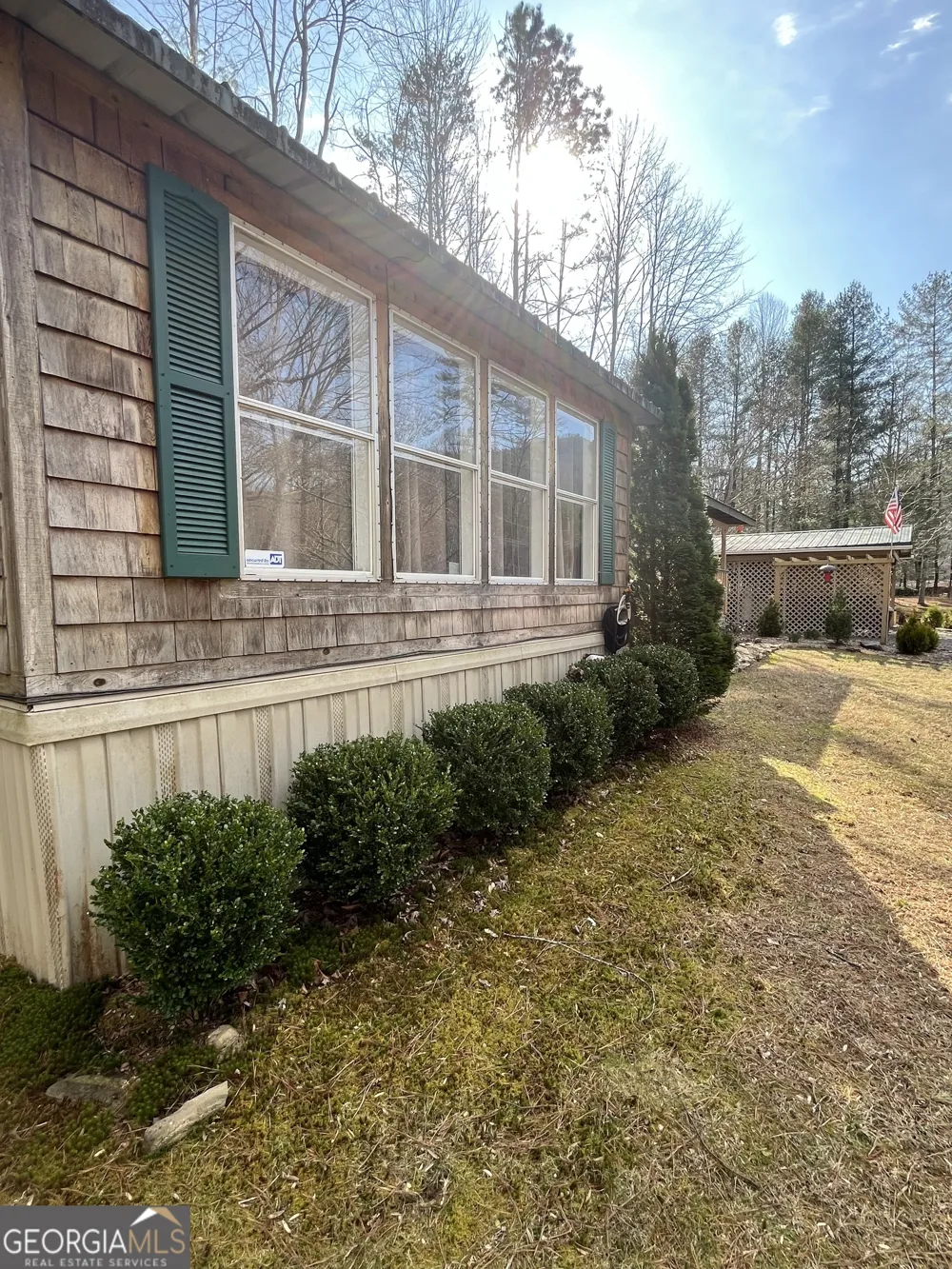 32 Nelson LN Hiawassee, GA 30546
