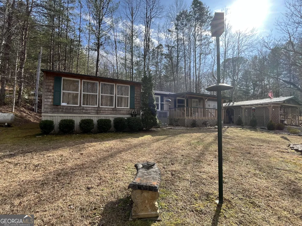 32 Nelson LN Hiawassee, GA 30546