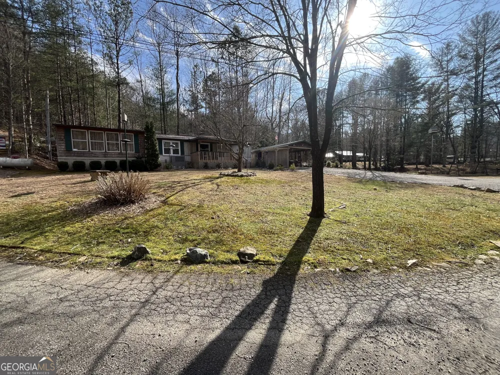 32 Nelson LN Hiawassee, GA 30546