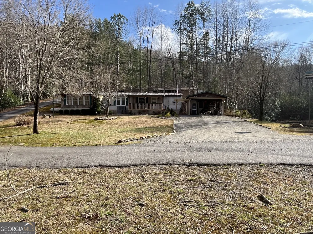 32 Nelson LN Hiawassee, GA 30546