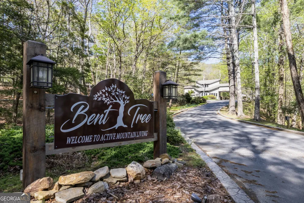 17 Denny Ridge RD Jasper, GA 30143