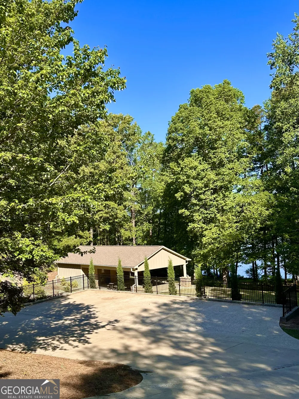 564 Bear Creek LN Bogart, GA 30622