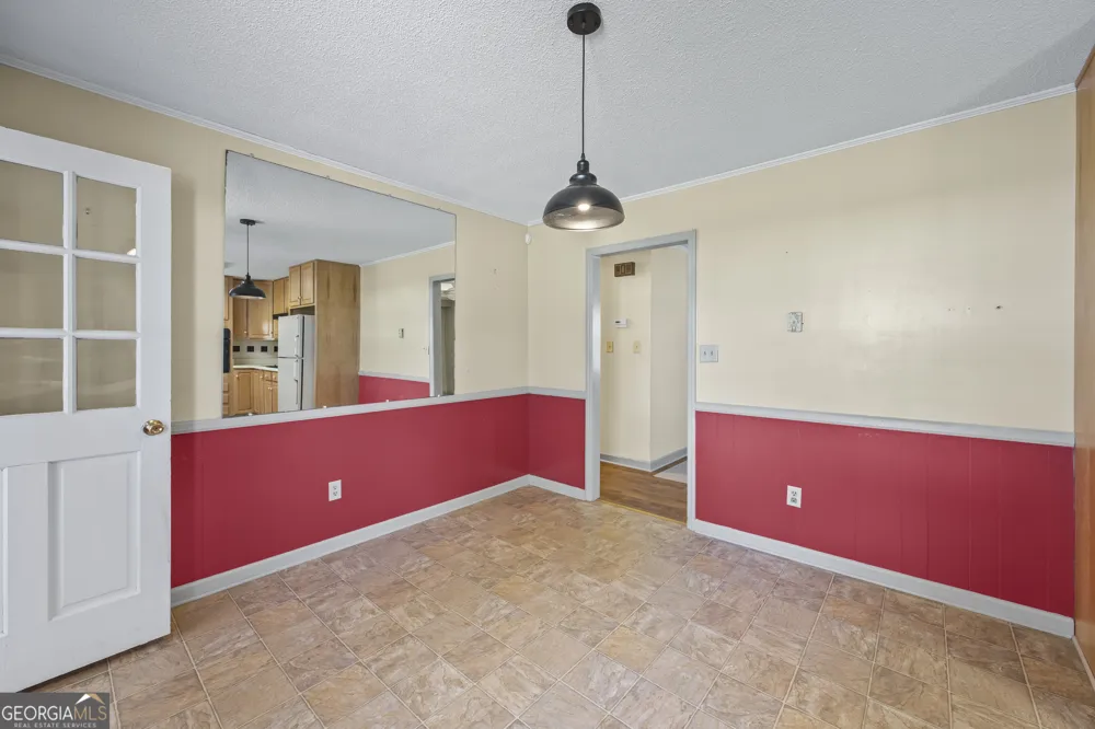131 Roosevelt BLVD Commerce, GA 30529