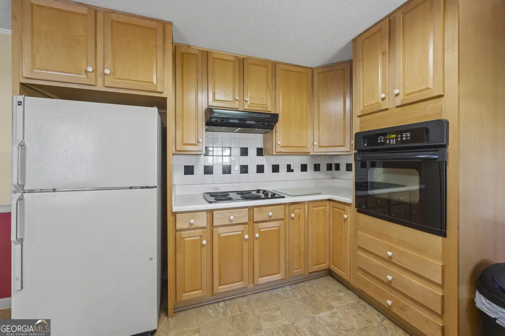 131 Roosevelt BLVD Commerce, GA 30529