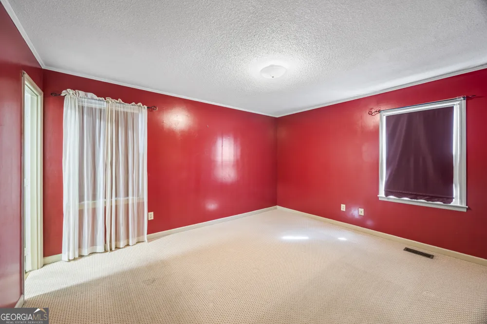 131 Roosevelt BLVD Commerce, GA 30529