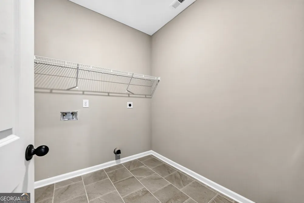 183 Hawkeye TRL Fortson, GA 31808