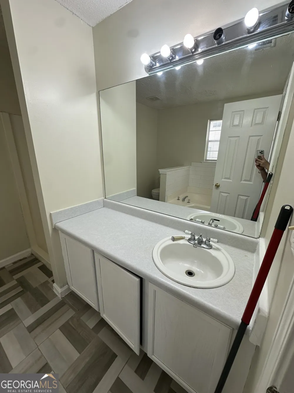 465 Eagles Crossing CIR Riverdale, GA 30274