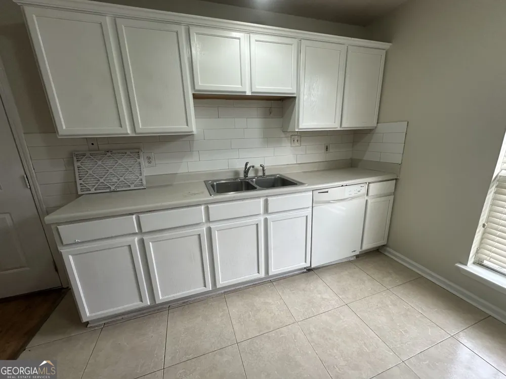 465 Eagles Crossing CIR Riverdale, GA 30274