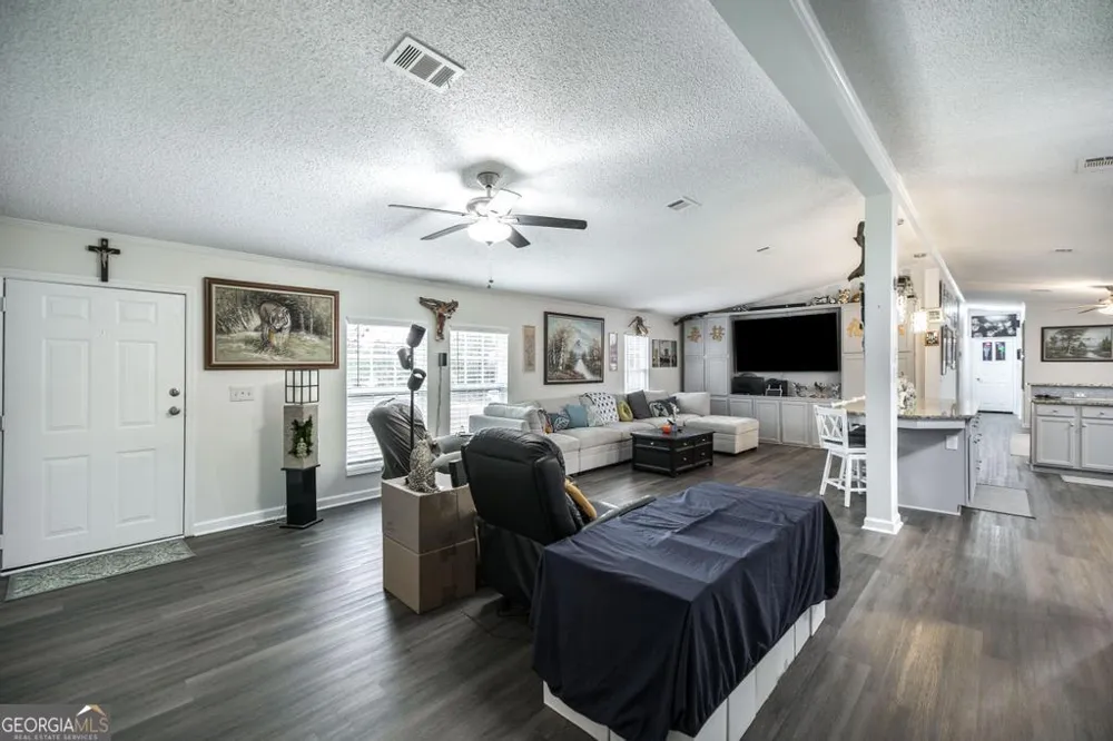 319 Pope RD Roberta, GA 31078