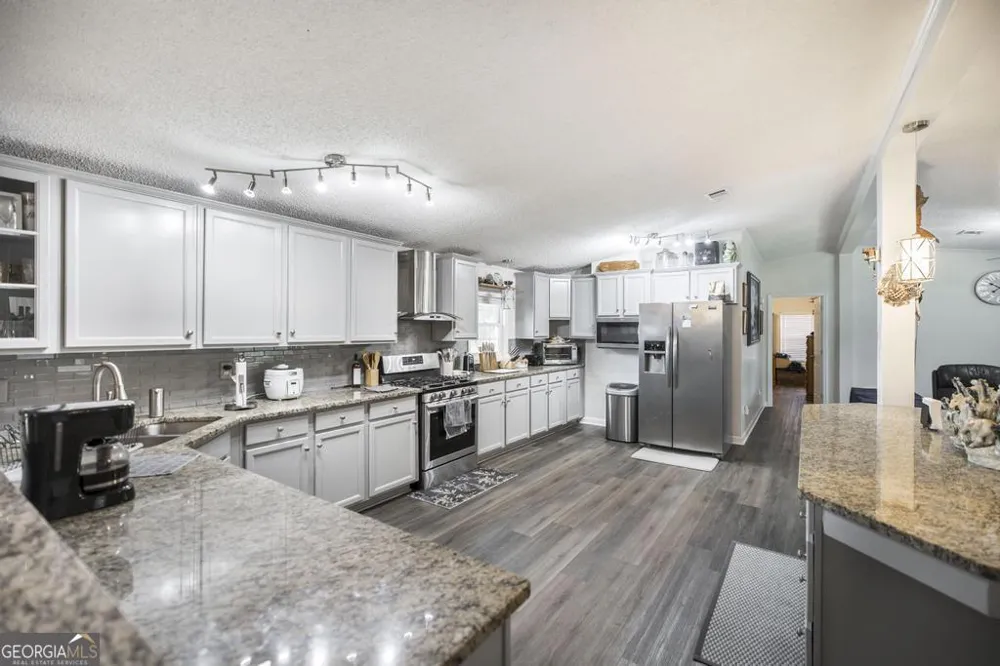 319 Pope RD Roberta, GA 31078
