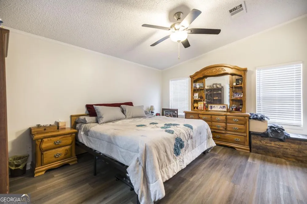 319 Pope RD Roberta, GA 31078