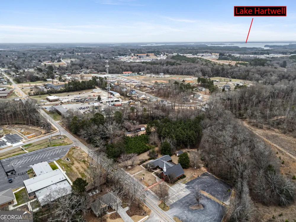 49 Fairview STA Hartwell, GA 30643