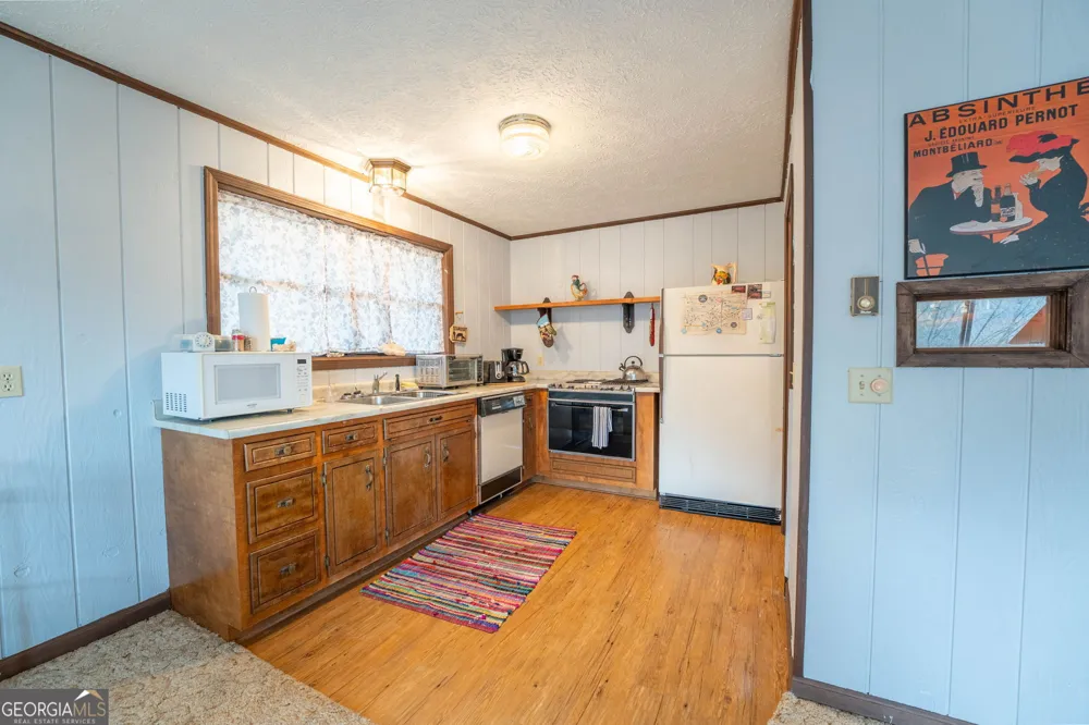 375 Western WAY Rabun Gap, GA 30568