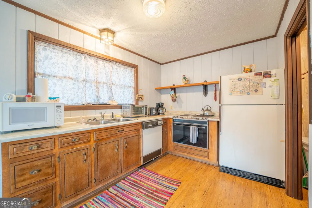 375 Western WAY Rabun Gap, GA 30568