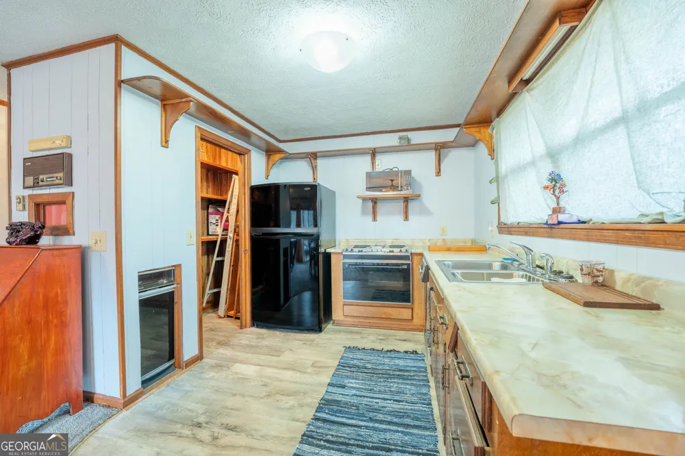 375 Western WAY Rabun Gap, GA 30568