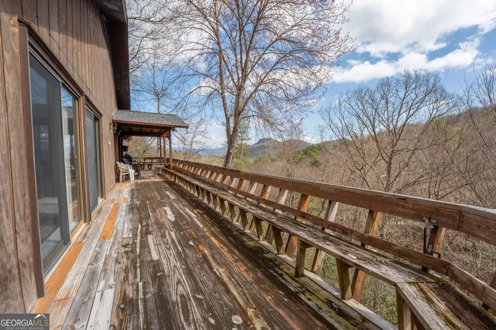 375 Western WAY Rabun Gap, GA 30568