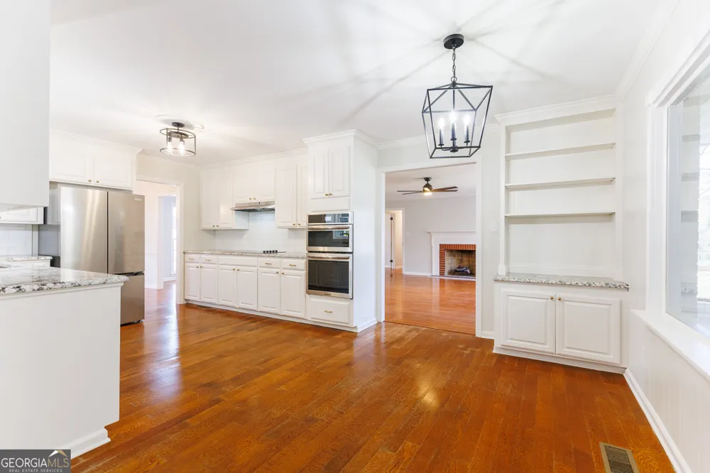 2307 Riverhill DR Valdosta, GA 31602