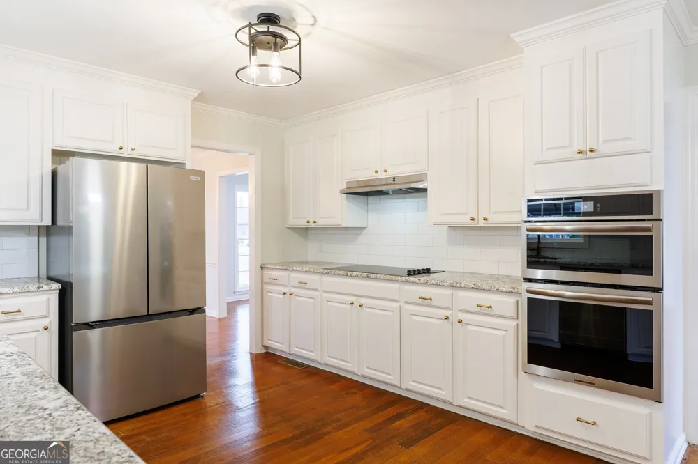 2307 Riverhill DR Valdosta, GA 31602