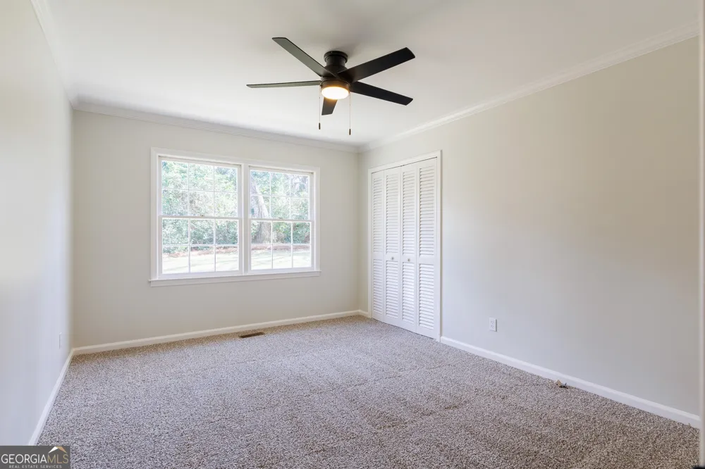 2307 Riverhill DR Valdosta, GA 31602