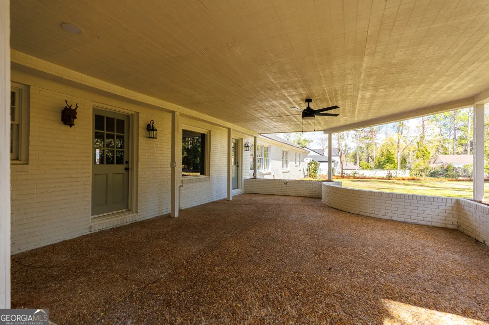 2307 Riverhill DR Valdosta, GA 31602