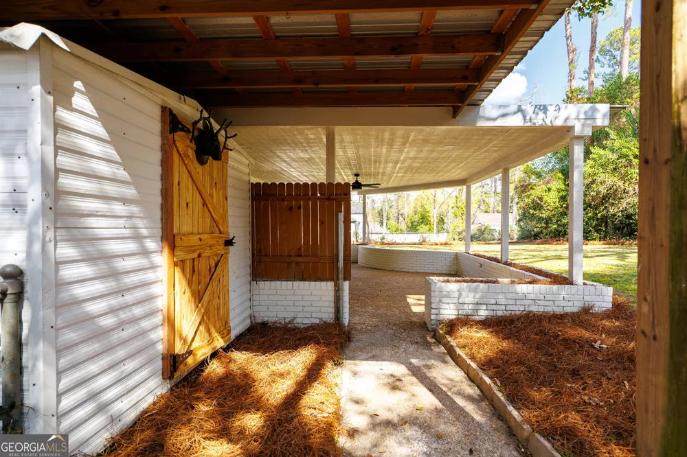 2307 Riverhill DR Valdosta, GA 31602