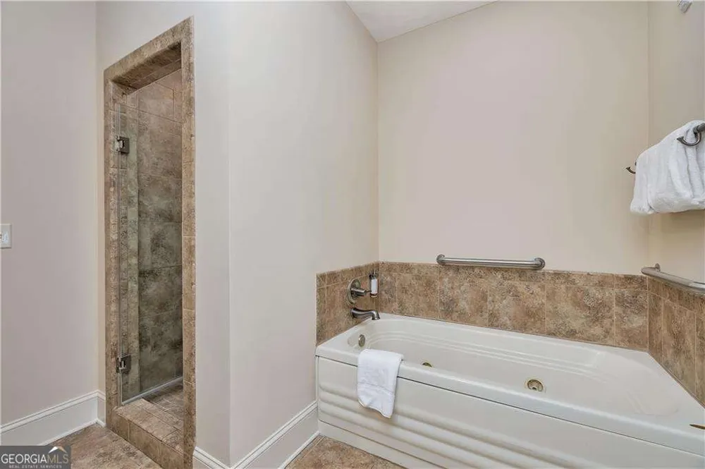 1015 Beachview DR St. Simons, GA 31522