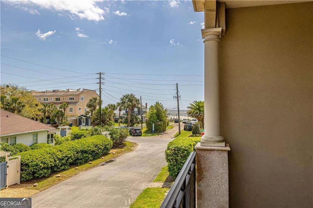 1015 Beachview DR St. Simons, GA 31522