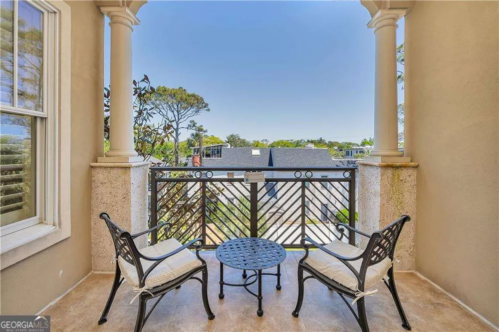 1015 Beachview DR St. Simons, GA 31522
