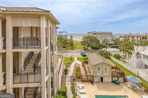 1015 Beachview DR