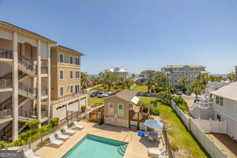 1015 Beachview DR