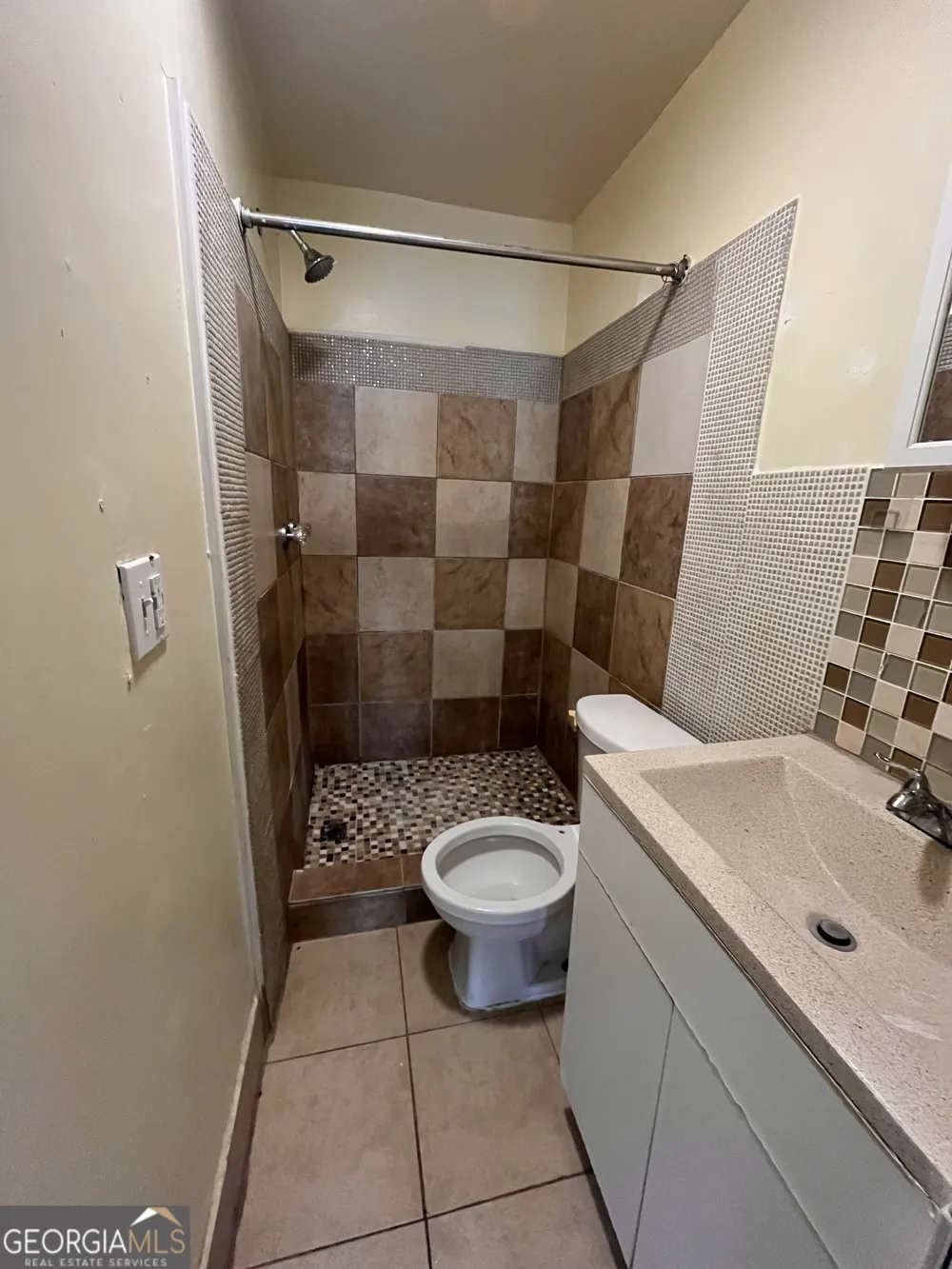 935 Slash Pine RD Forest Park, GA 30297
