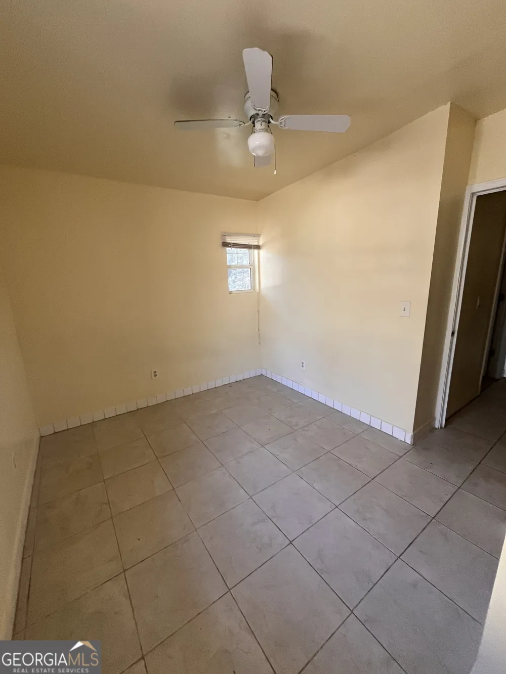 935 Slash Pine RD Forest Park, GA 30297