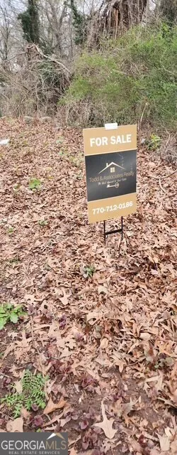 605 Warren AVE Scottdale, GA 30079