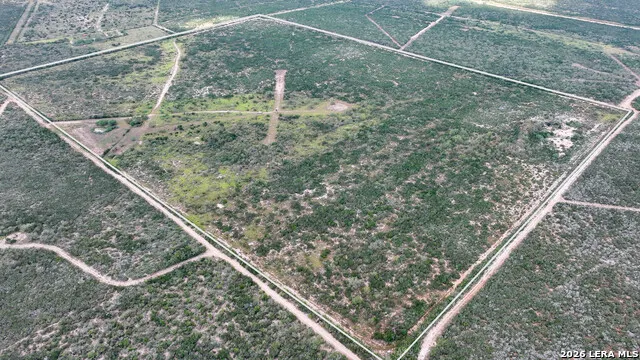 50 Ranch Road Freer, TX 78376