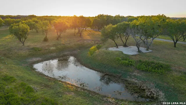 5002 fm 476 Poteet, TX 78065