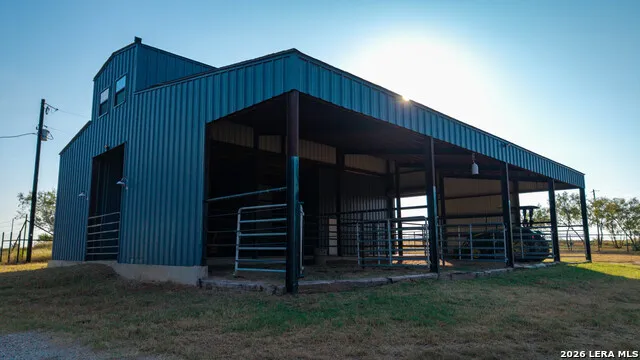 5002 fm 476 Poteet, TX 78065