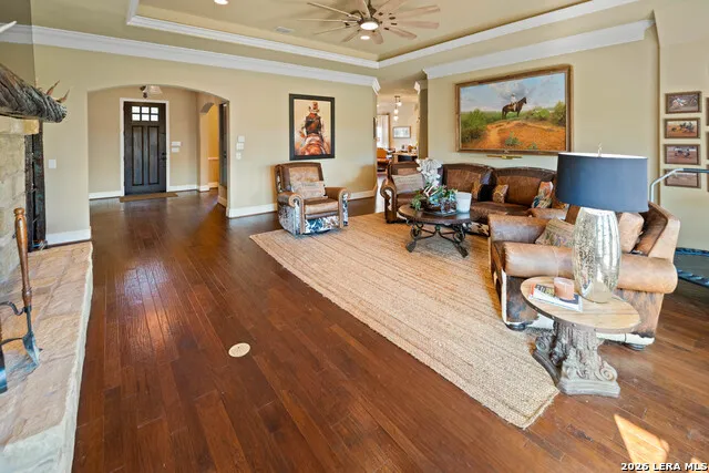 5002 fm 476 Poteet, TX 78065