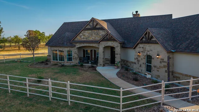 5002 fm 476 Poteet, TX 78065